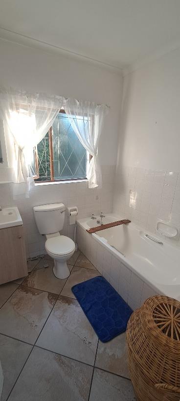 To Let 3 Bedroom Property for Rent in Miramar Eastern Cape